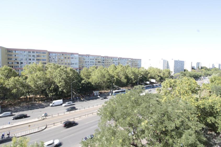 Apartament cu 3 camere, mobilat în Bucur Obor
