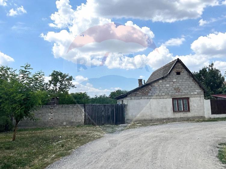 Casa in Pecica cu teren 410 mp | Ideala pentru investi?ie - 2