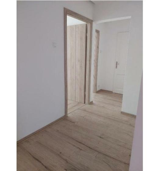 Apartament cu 4 camere decomandat în 1 Decembrie 1918