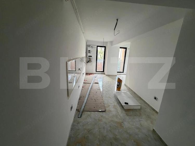 Apartament cu 2 camere semidecomandat în Calea Severinului