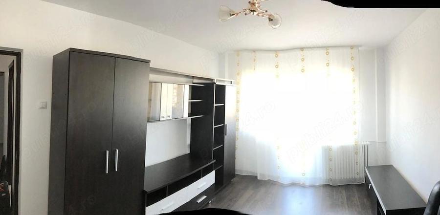 Apartament cu 4 camere decomandat, mobilat în Tineretului