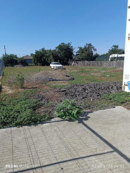 Teren de 1000 mp, în Căzănești