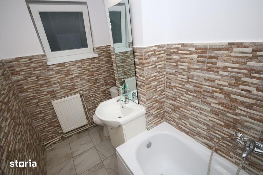 Apartament cu 2 camere decomandat în Tache
