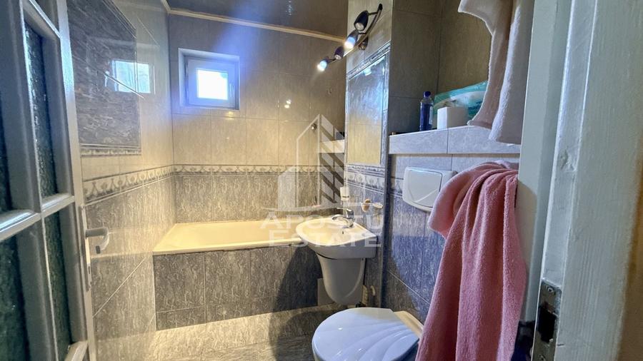 Apartament cu 3 camere decomandat, mobilat în Bucovina