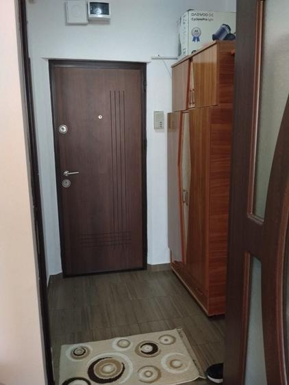 Garsonieră decomandată în Astra