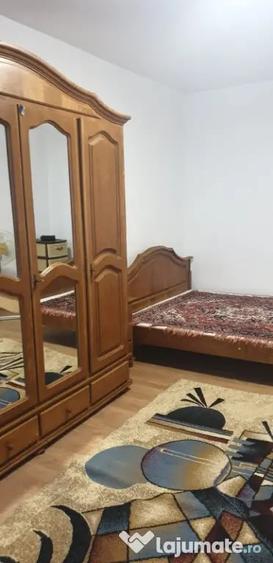 Apartament cu 2 camere decomandat în Tei