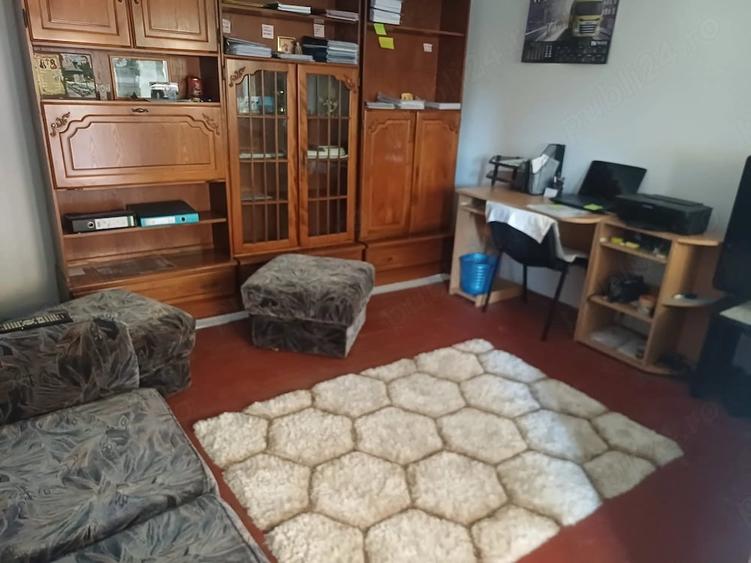 Casă cu 4 camere cu Teren 250 Mp în Exterior Vest