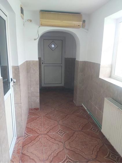 Casă cu 3 camere cu Teren 253 Mp în Industriilor