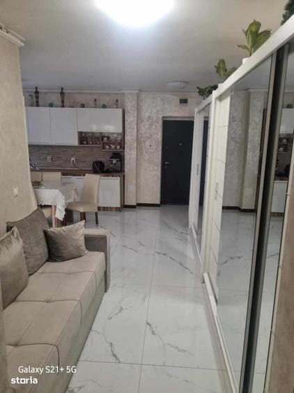 Apartament cu 3 camere în Florești
