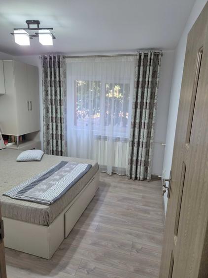Apartament cu 2 camere semidecomandat în Unirii Sud