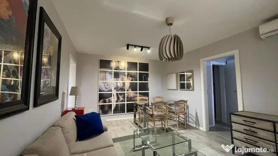 Apartament cu 2 camere semidecomandat în 1 Mai