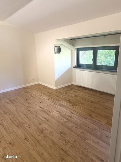 Apartament cu 3 camere în Băneasa
