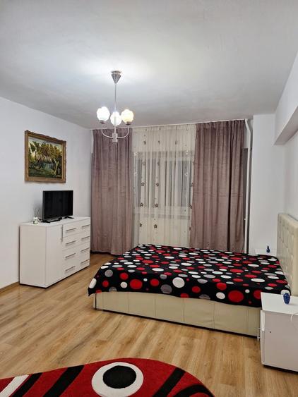 Garsonieră decomandată în Brazda lui Novac