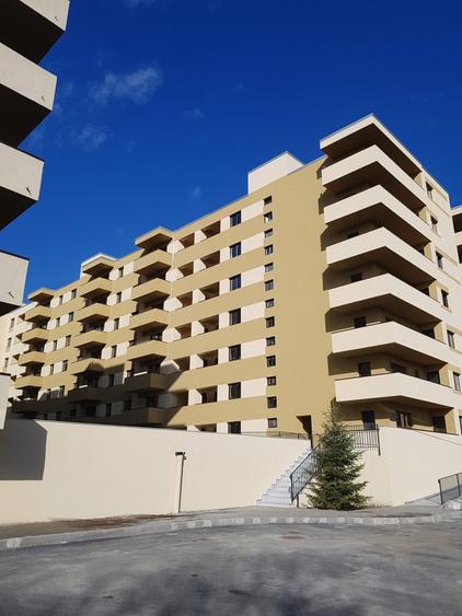Apartament cu 2 camere decomandat în Mihai Bravu