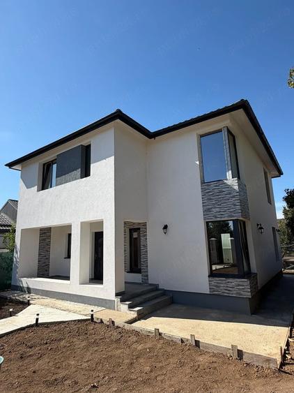Casă cu Teren 300 Mp în Dârza