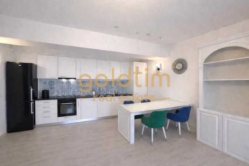Apartament cu 3 camere semidecomandat, mobilat în Pipera