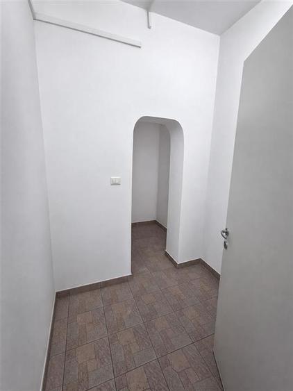 Spațiu comercial, de 63 mp, în Șelimbăr
