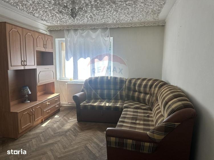 Apartament cu 2 camere semidecomandat în Mărăței