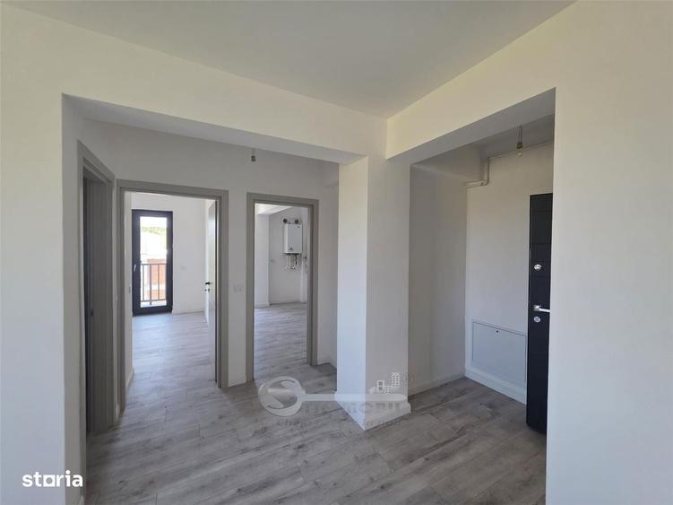Apartament cu 2 camere decomandat în Rediu