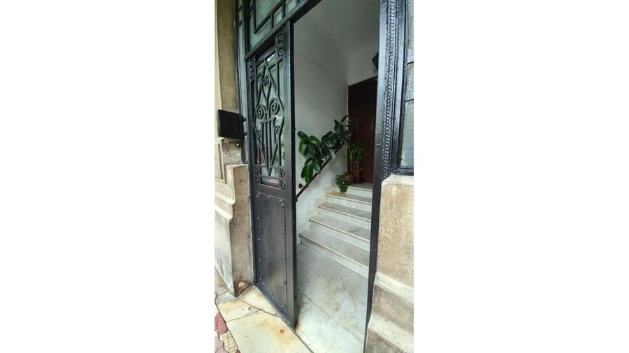 Apartament cu 4 camere decomandat în P-ța Romană