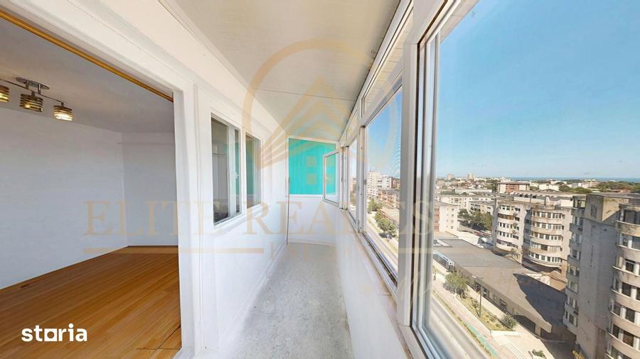 Apartament cu 3 camere decomandat în Coiciu