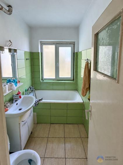 Apartament cu 2 camere semidecomandat în Precista