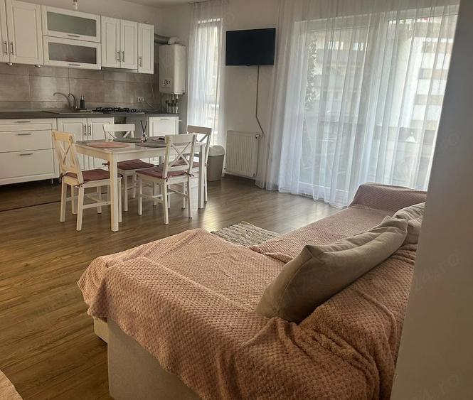 Apartament cu 2 camere semidecomandat în Florești