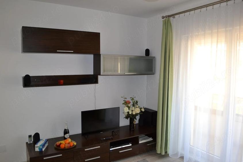 Apartament cu 2 camere decomandat în Roșu