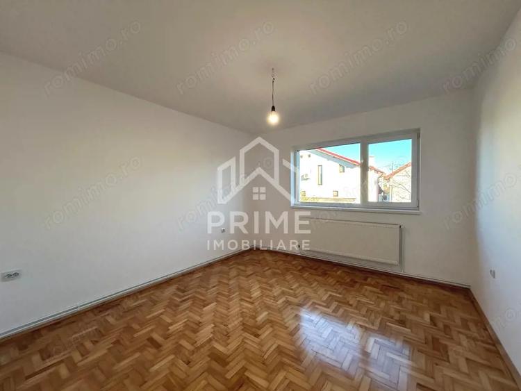 Casă cu 8 camere cu Teren 504 Mp în Central