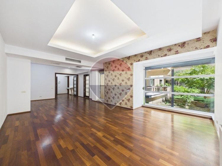 Apartament cu 3 camere decomandat, mobilat în Șoseaua Nordului