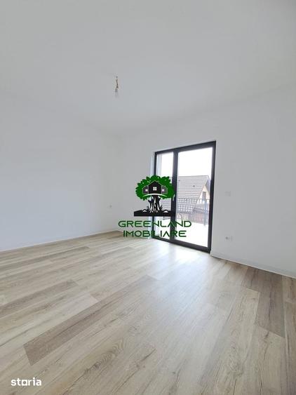 Casă cu 5 camere decomandat cu Teren 500 Mp în Bucium