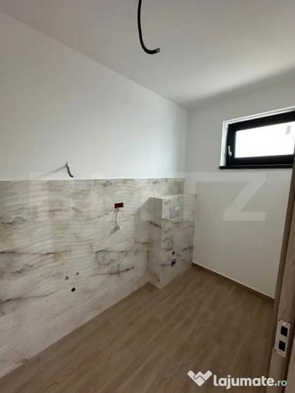 Casă cu 5 camere cu Teren 220 Mp în Tărlungeni