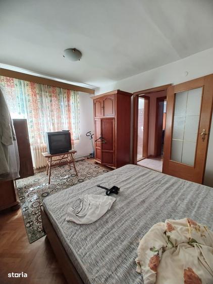 Apartament cu 3 camere în ITM