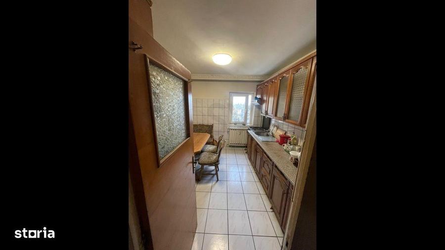 Apartament cu 4 camere în Pipera