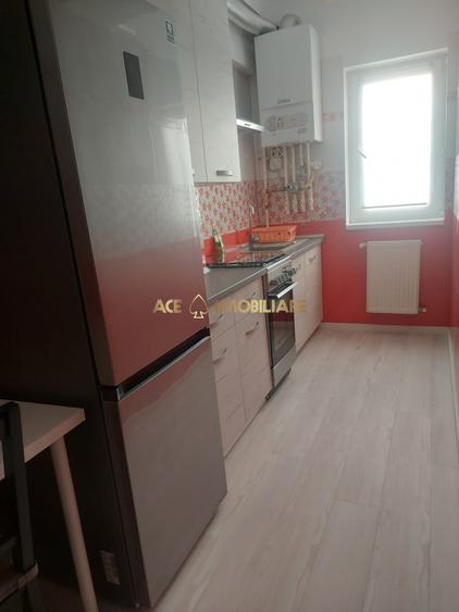 Apartament cu 2 camere semidecomandat, mobilat în Dristor