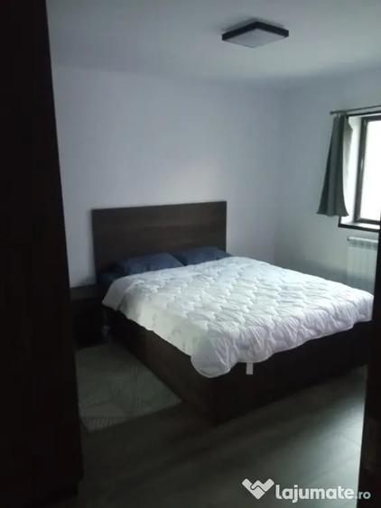 Apartament cu 3 camere decomandat în Dancu