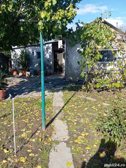 Casă cu 2 camere cu Teren 266 Mp în Cărămidari
