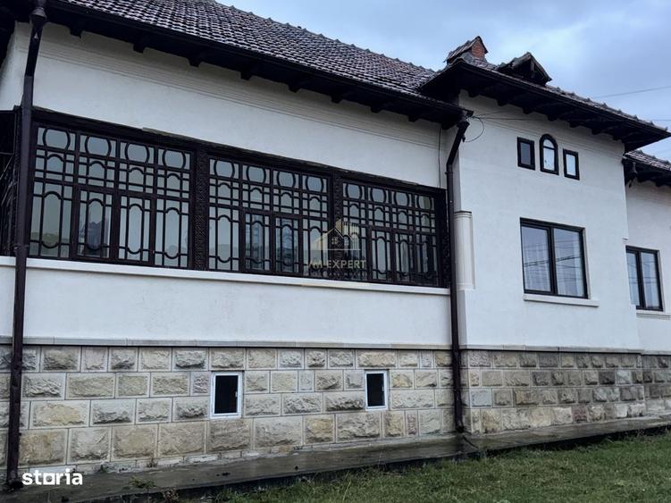 Casă cu 4 camere cu Teren 3489 Mp în Lerești
