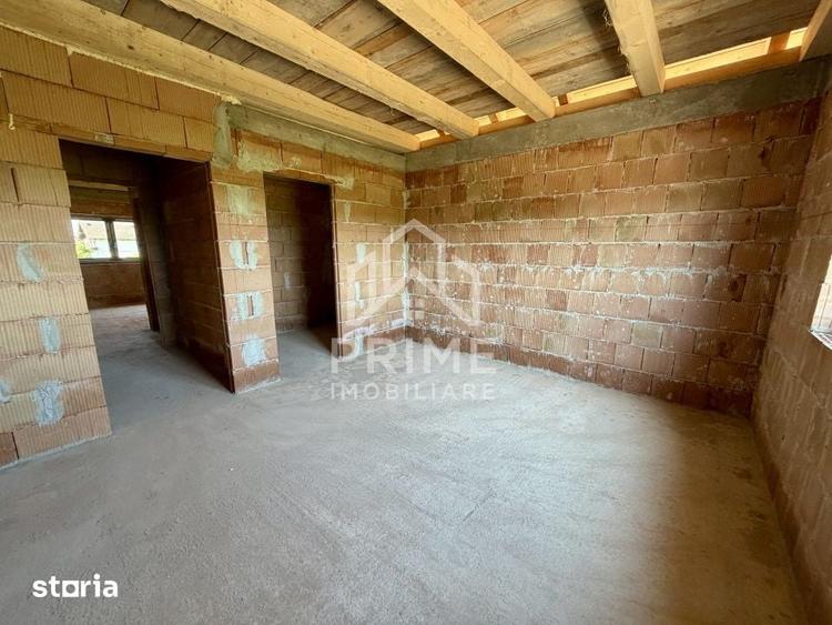 Casă cu 5 camere cu Teren 500 Mp în Central