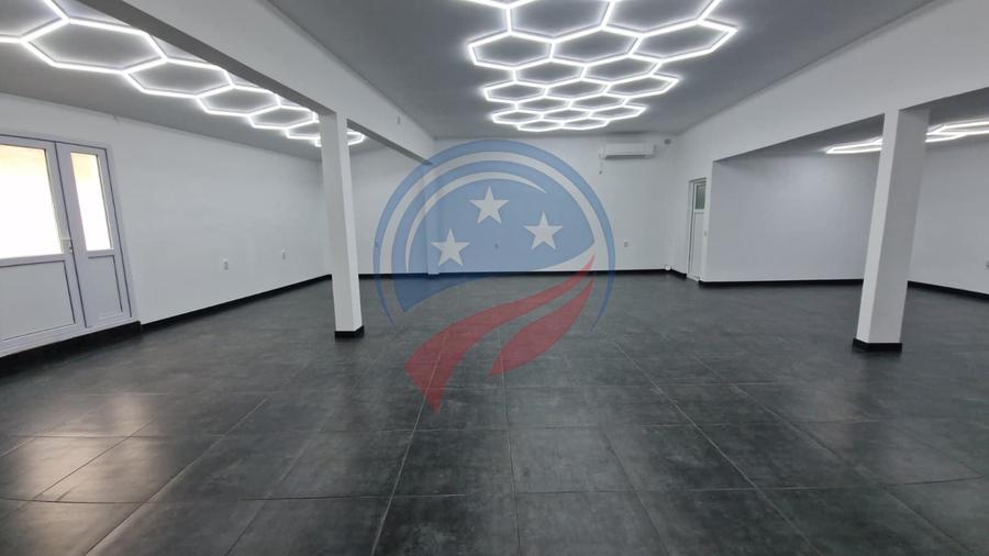 Spațiu comercial, de 140 mp, în Central