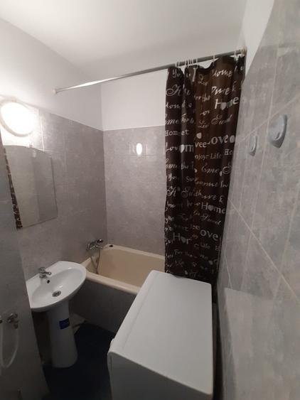 Garsonieră semidecomandată în Vatra Luminoasă