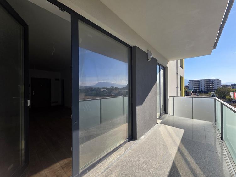 Apartament cu 2 camere decomandat în Râșnov