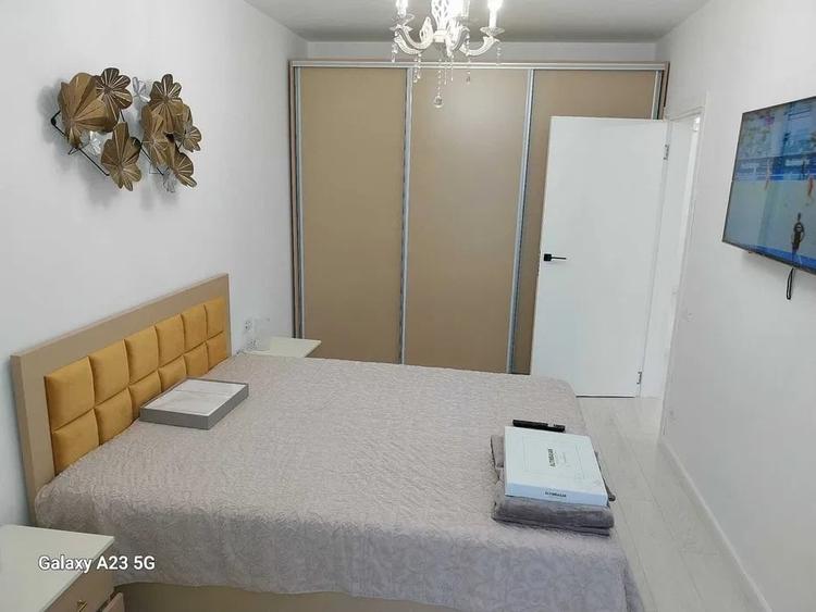 Apartament cu 2 camere decomandat, mobilat în Dacia