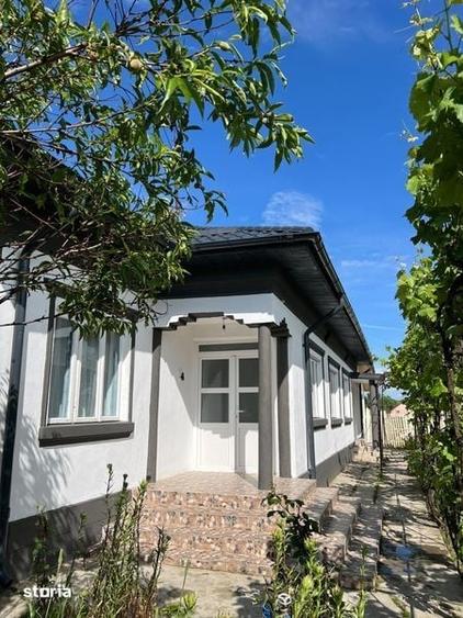 Casă cu 4 camere cu Teren 116 Mp în Central