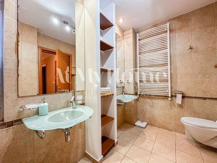 Casă cu 6 camere cu Piscina în Iancu Nicolae
