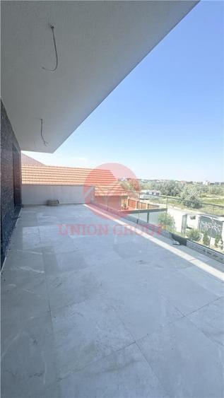Casă cu 5 camere cu Teren 391 Mp în Nord