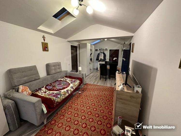 Apartament cu 3 camere semidecomandat, mobilat în Câmpului