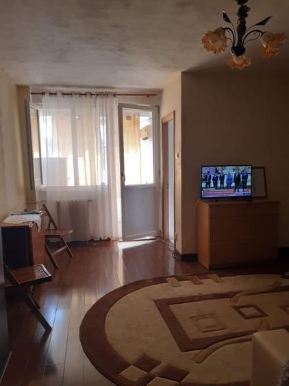 Garsonieră decomandată în Iancului