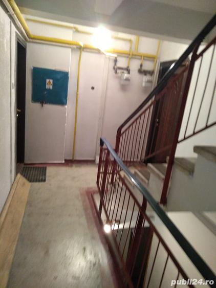 Apartament cu 3 camere decomandat în Predeal