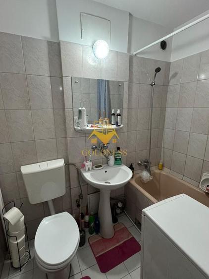 O camera, 22 mp, Zorilor str. Observatorului Zona Golden Tulip, UMF - 7